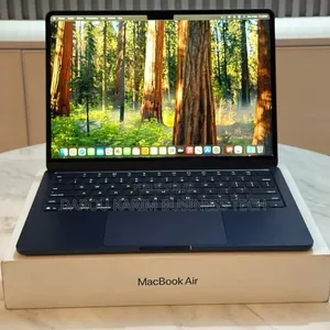 New Apple MacBook Air 2025 M4 13-inch 16GB Apple M4 SSD 256GB