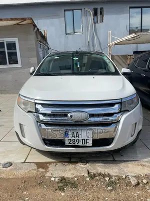 Photo - Ford Edge 2012 Blanc