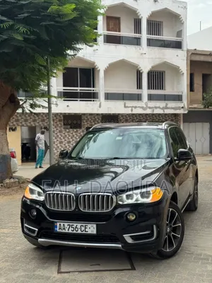 Photo - BMW X5 2015 Black