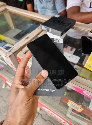 New Samsung Galaxy S25 Edge 256 GB Black