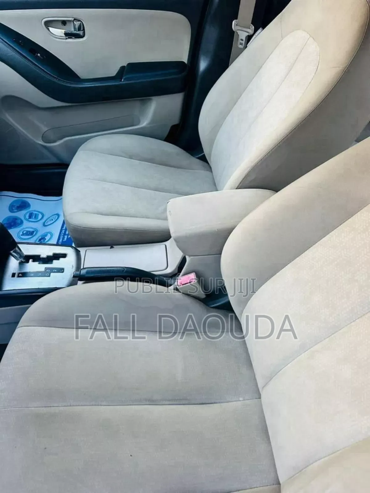 Hyundai Elantra 2010 Gris