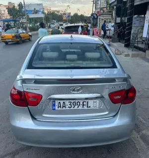 Hyundai Elantra 2010 Gris