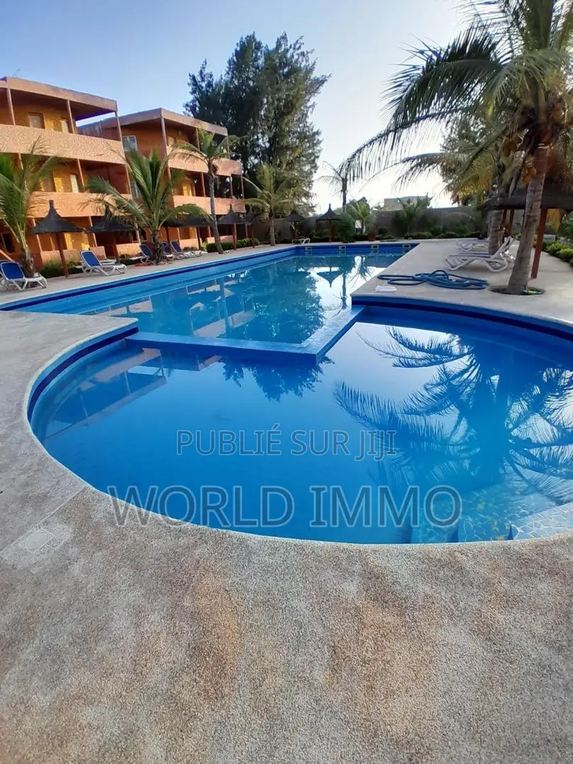 Furnished 20chbre Maison dans Lac, Bambylor à Vendre