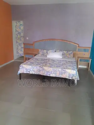 Furnished 20chbre Maison dans Lac, Bambylor à Vendre