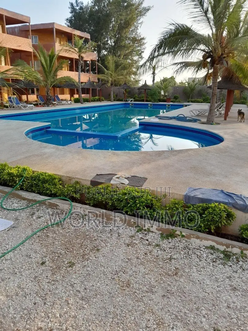 Furnished 20chbre Maison dans Lac, Bambylor à Vendre