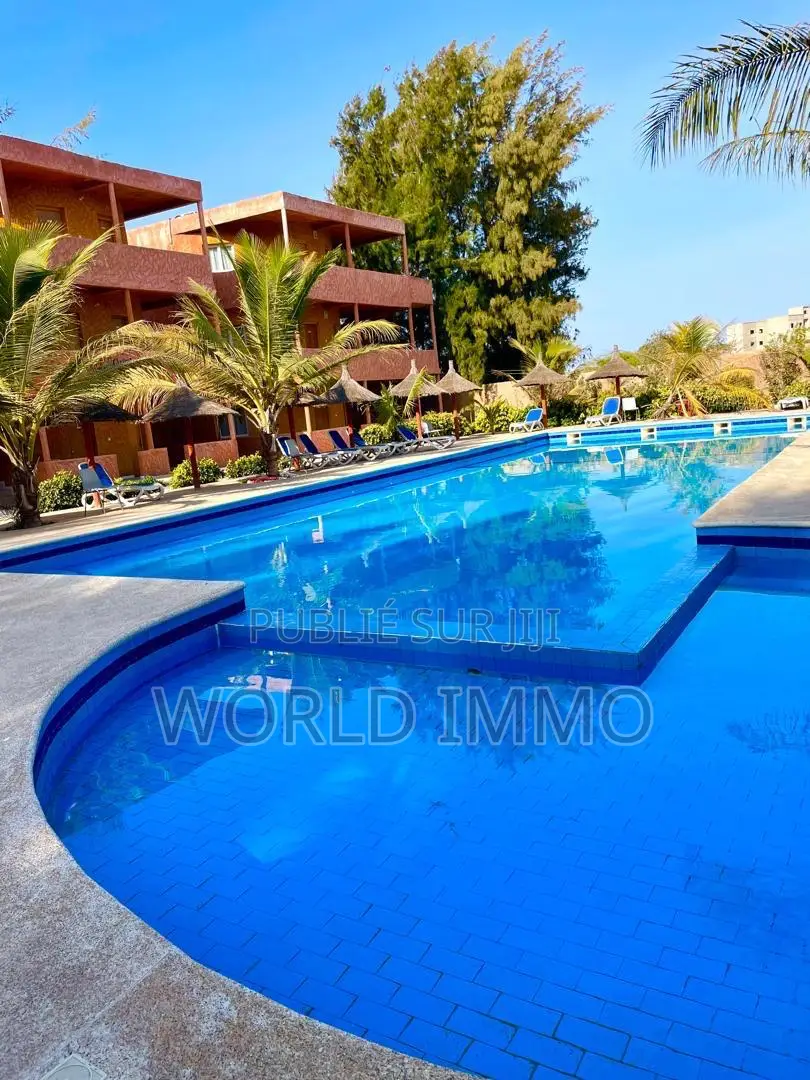 Furnished 20chbre Maison dans Lac, Bambylor à Vendre