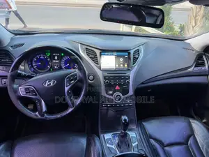 Hyundai Grandeur 2016