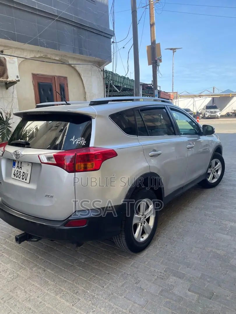 Toyota RAV4 2015 Gris