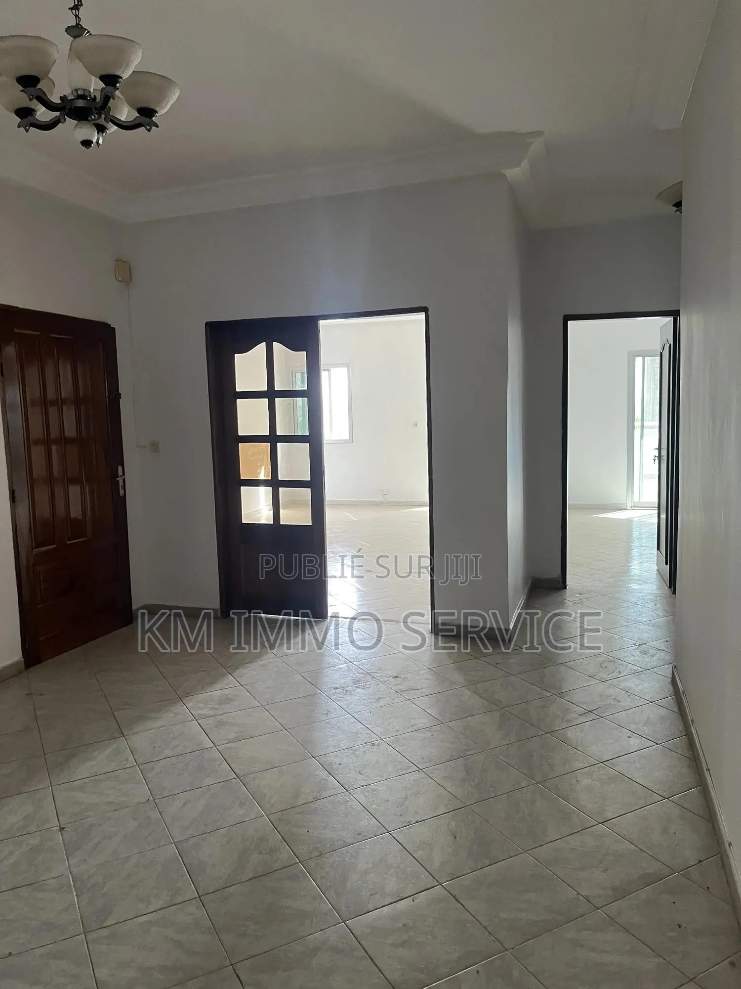 Furnished 3chbre Appartement dans Cité Keur Gorgui, Région de Dakar