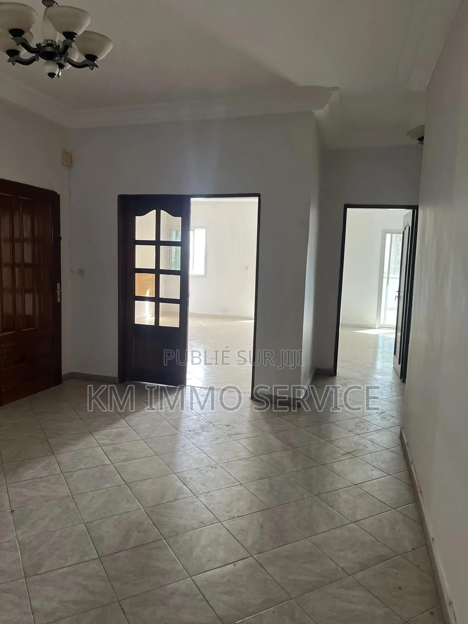 Furnished 3chbre Appartement dans Cité Keur Gorgui, Région de Dakar