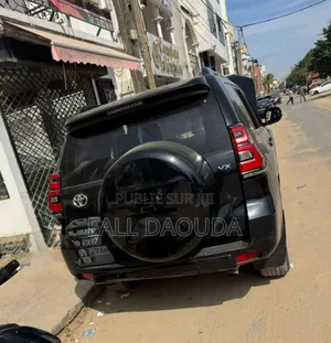 Toyota Land Cruiser Prado 2019 Black