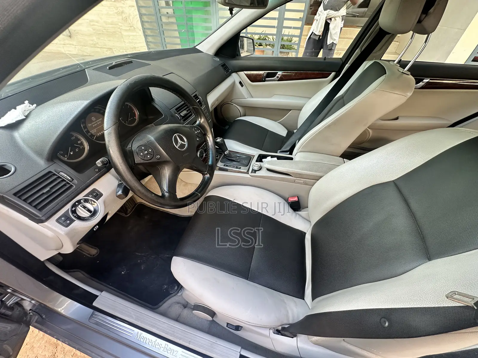 Mercedes-Benz C220 2011 Gris