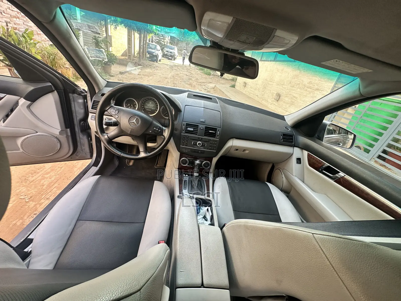 Mercedes-Benz C220 2011 Gris