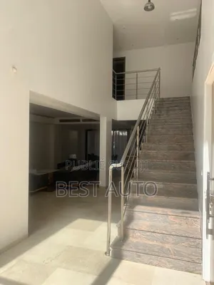 4chbre Maison dans Fann-Point E-Amitié à Vendre