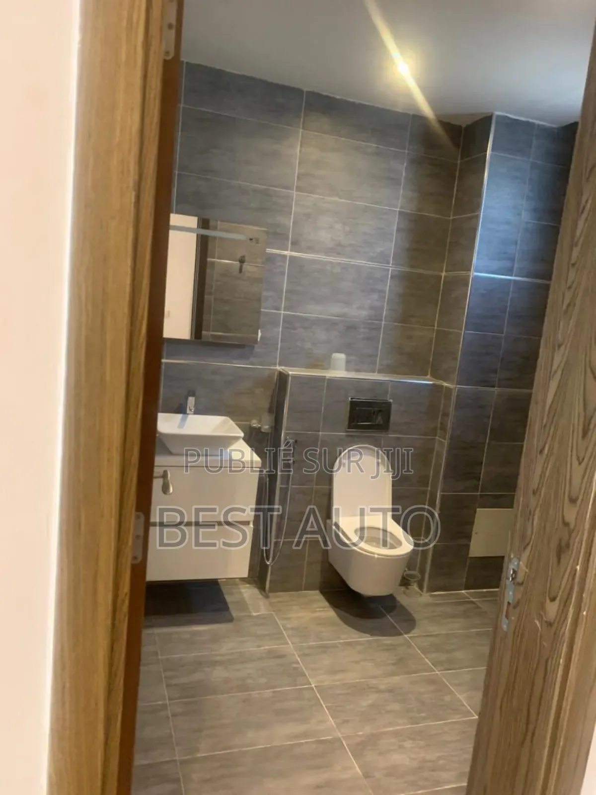 4chbre Maison dans Fann-Point E-Amitié à Vendre