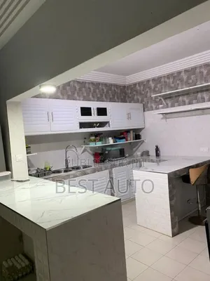 6chbre Maison dans Ouakam à Louer