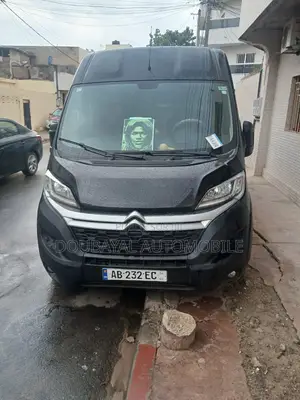 Photo - Citroen Berlingo 2018 Blanc