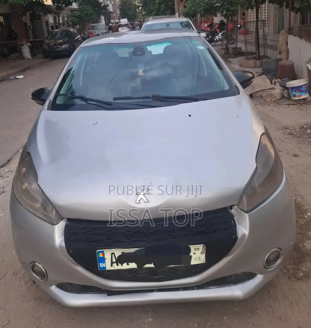 Peugeot 208 2013 Gris