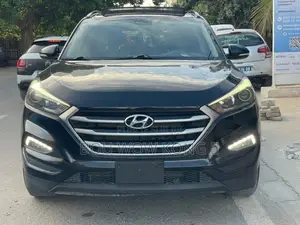 Photo - Hyundai Tucson SE AWD 2017 Black