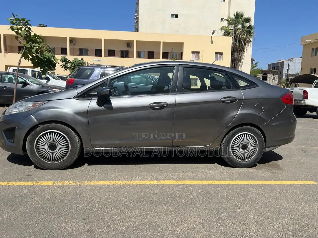 Ford Fiesta 2013 Blanc