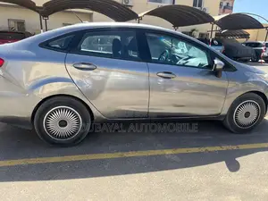 Ford Fiesta 2013 Blanc