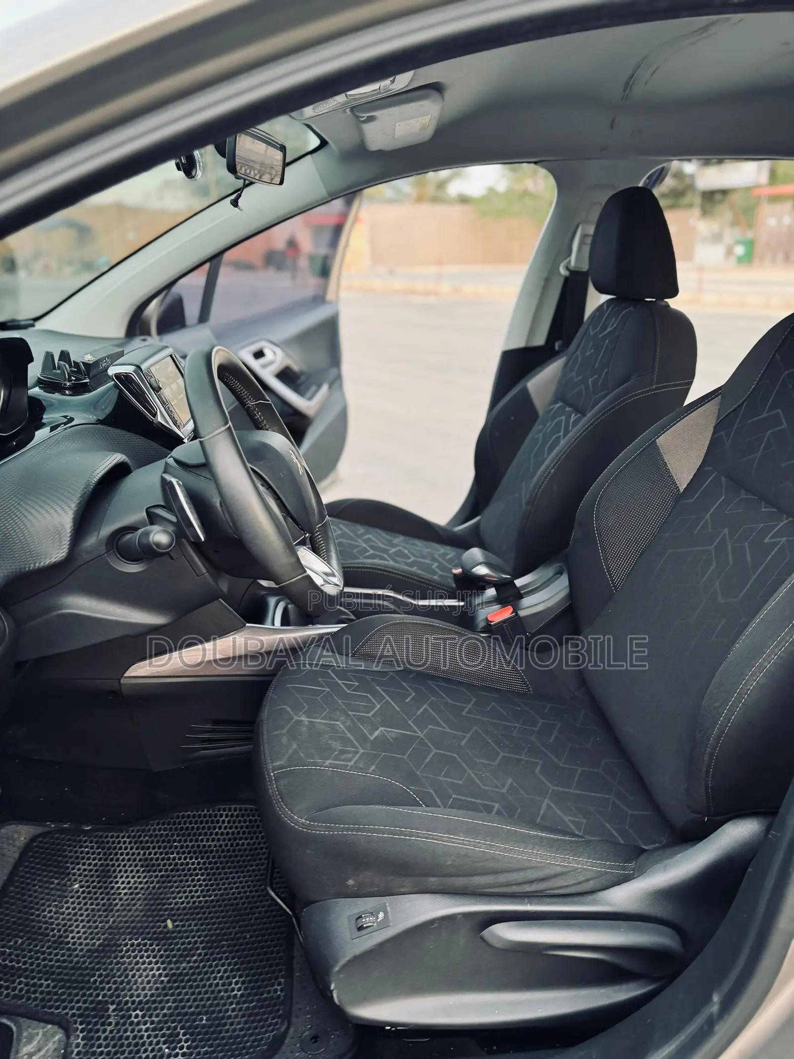 Peugeot 2008 1.6 BlueHD (100 Hp) 2016 Blanc