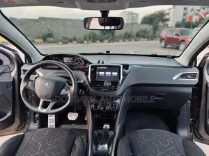 Peugeot 2008 1.6 BlueHD (100 Hp) 2016 Blanc