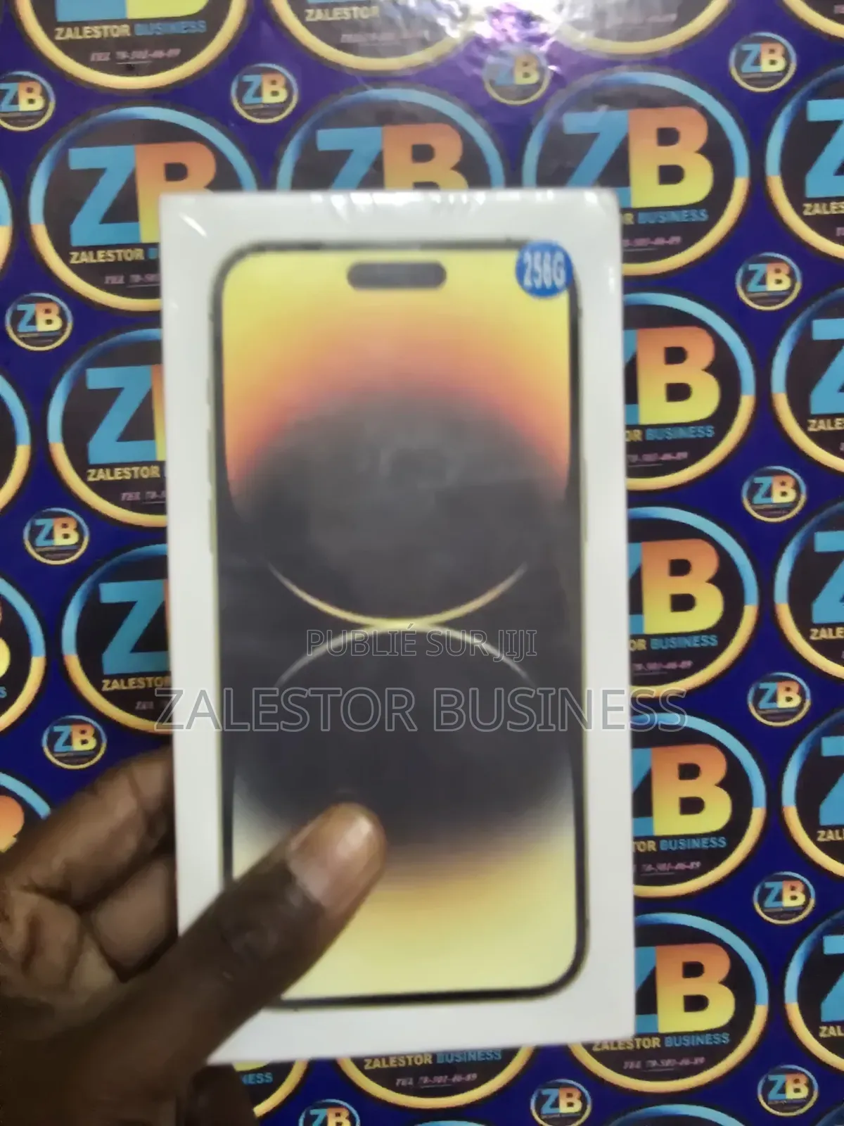 New Apple iPhone 15 Pro Max 256 GB Doré