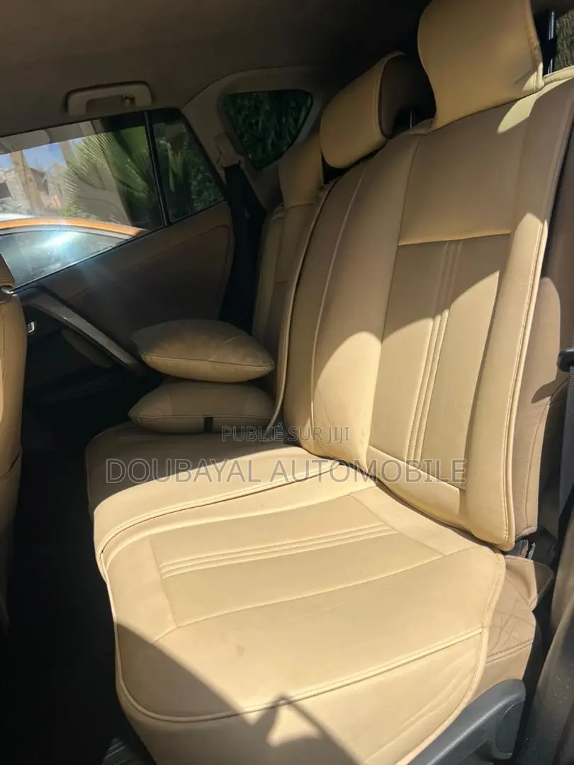 Toyota RAV4 LE AWD (2.5L 4cyl 6A) 2013 Gris