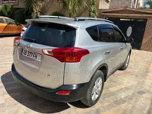 Toyota RAV4 LE AWD (2.5L 4cyl 6A) 2013 Gris