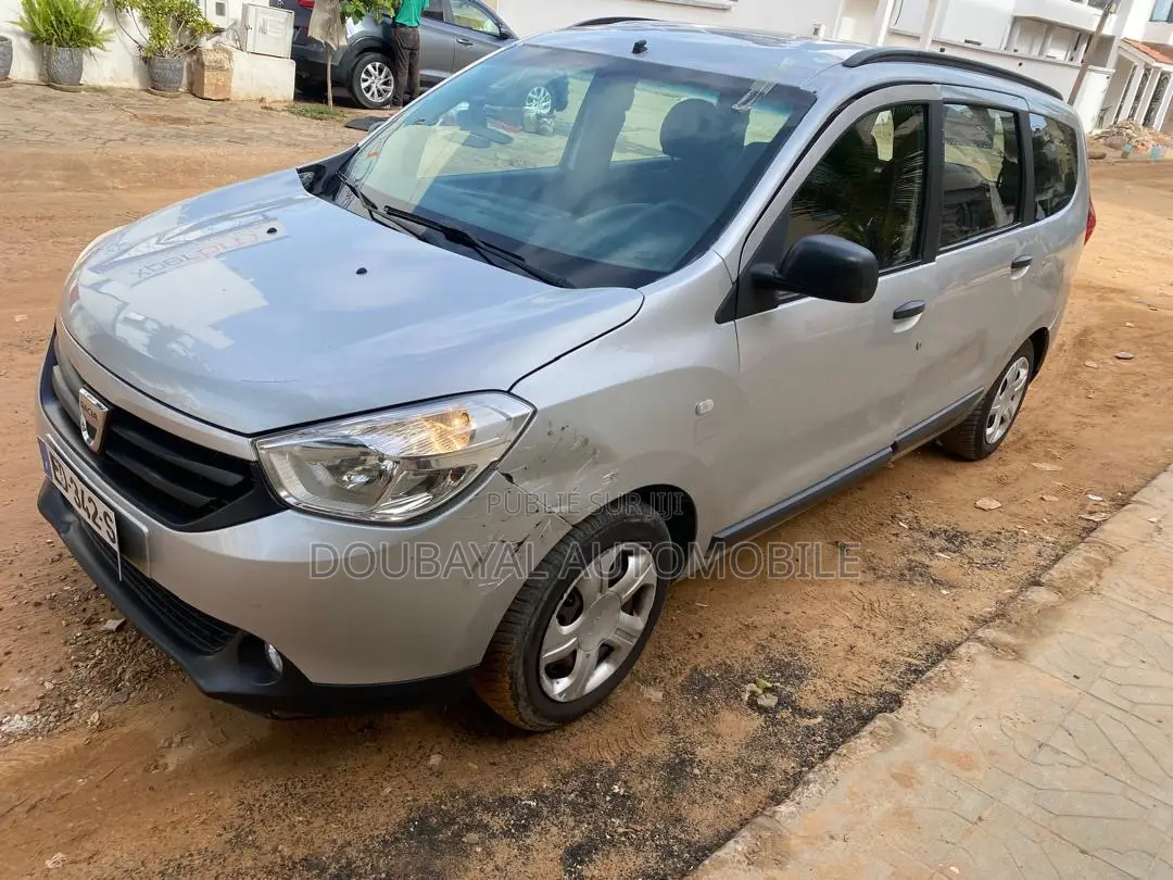 Dacia Lodgy 2016