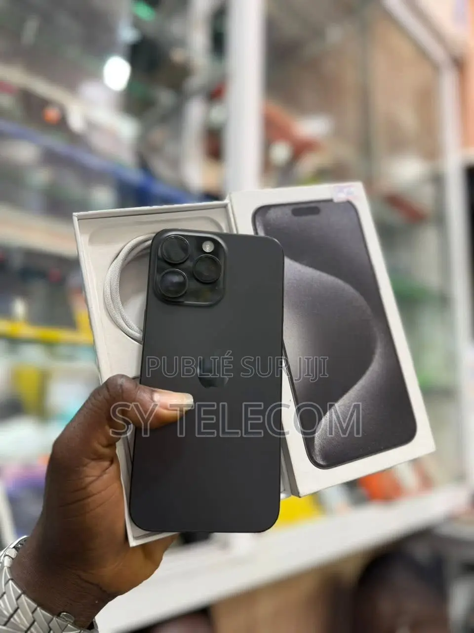 New Apple iPhone 15 Pro Max 256 GB Black