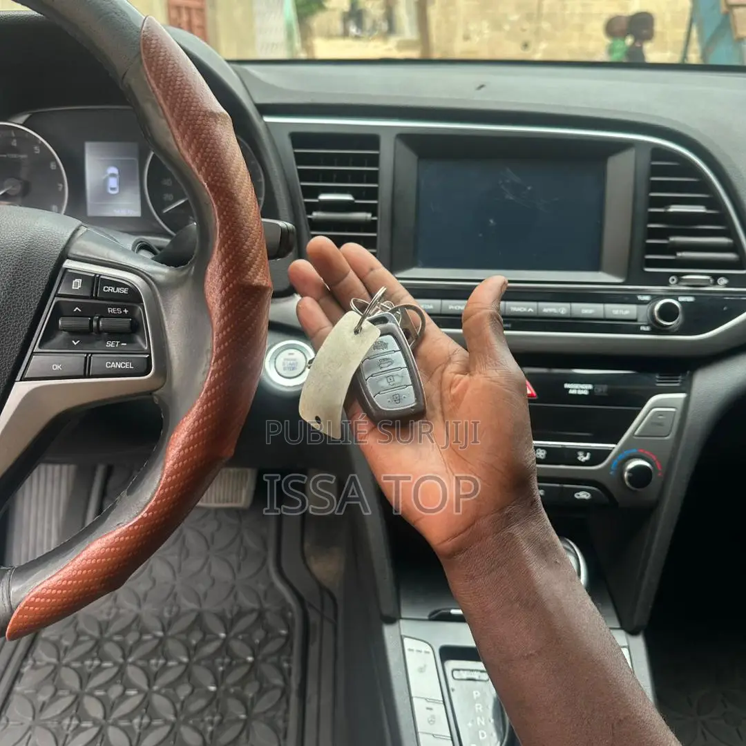 Hyundai Elantra 2017 Blanc