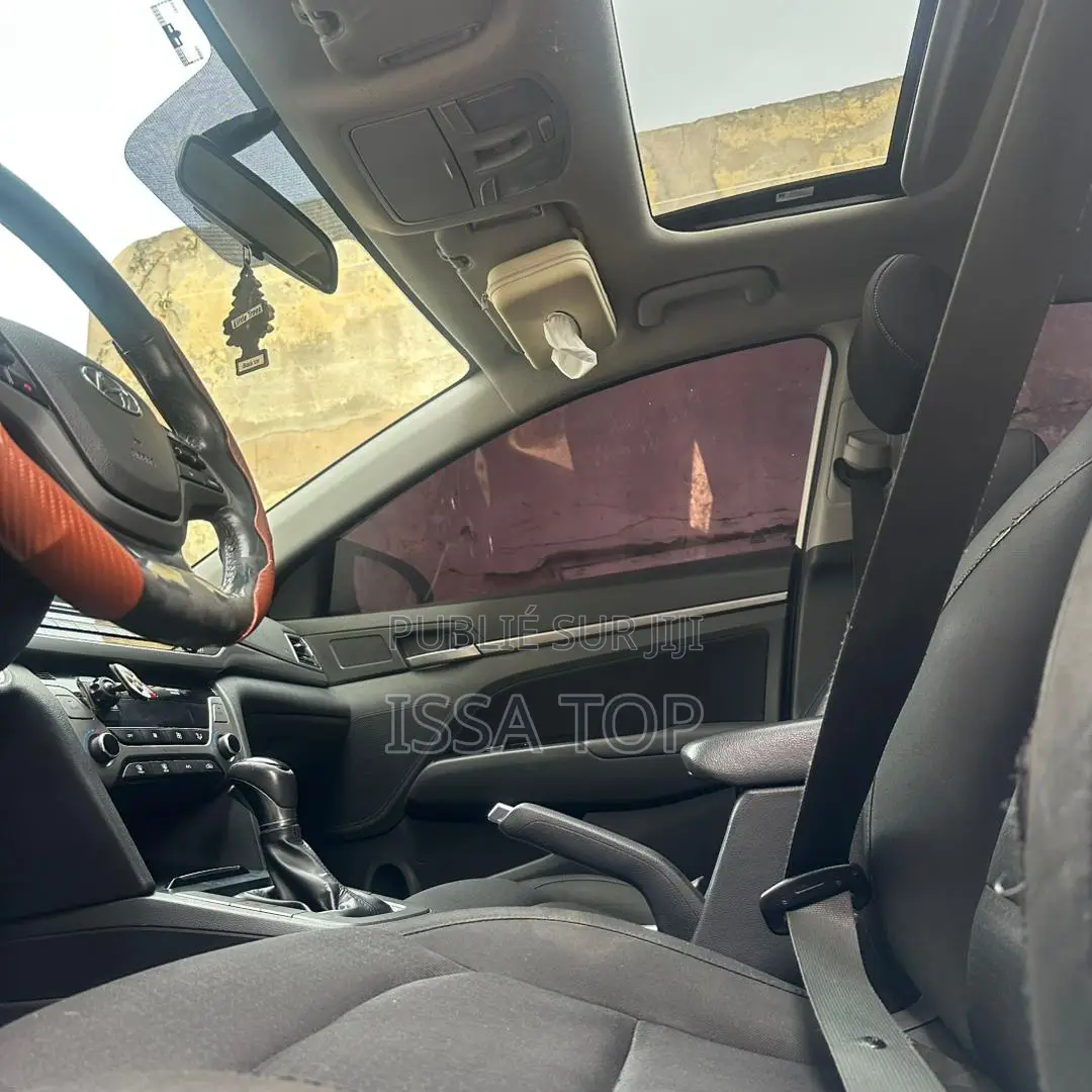 Hyundai Elantra 2017 Blanc