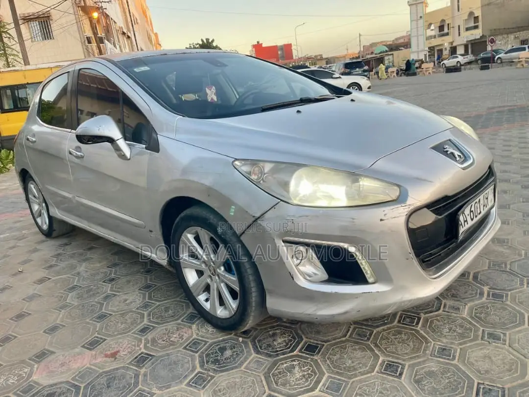 Peugeot 308 2013 Gris