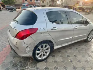 Peugeot 308 2013 Gris
