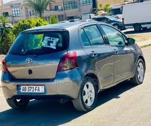 Toyota Avensis 2008 Blue