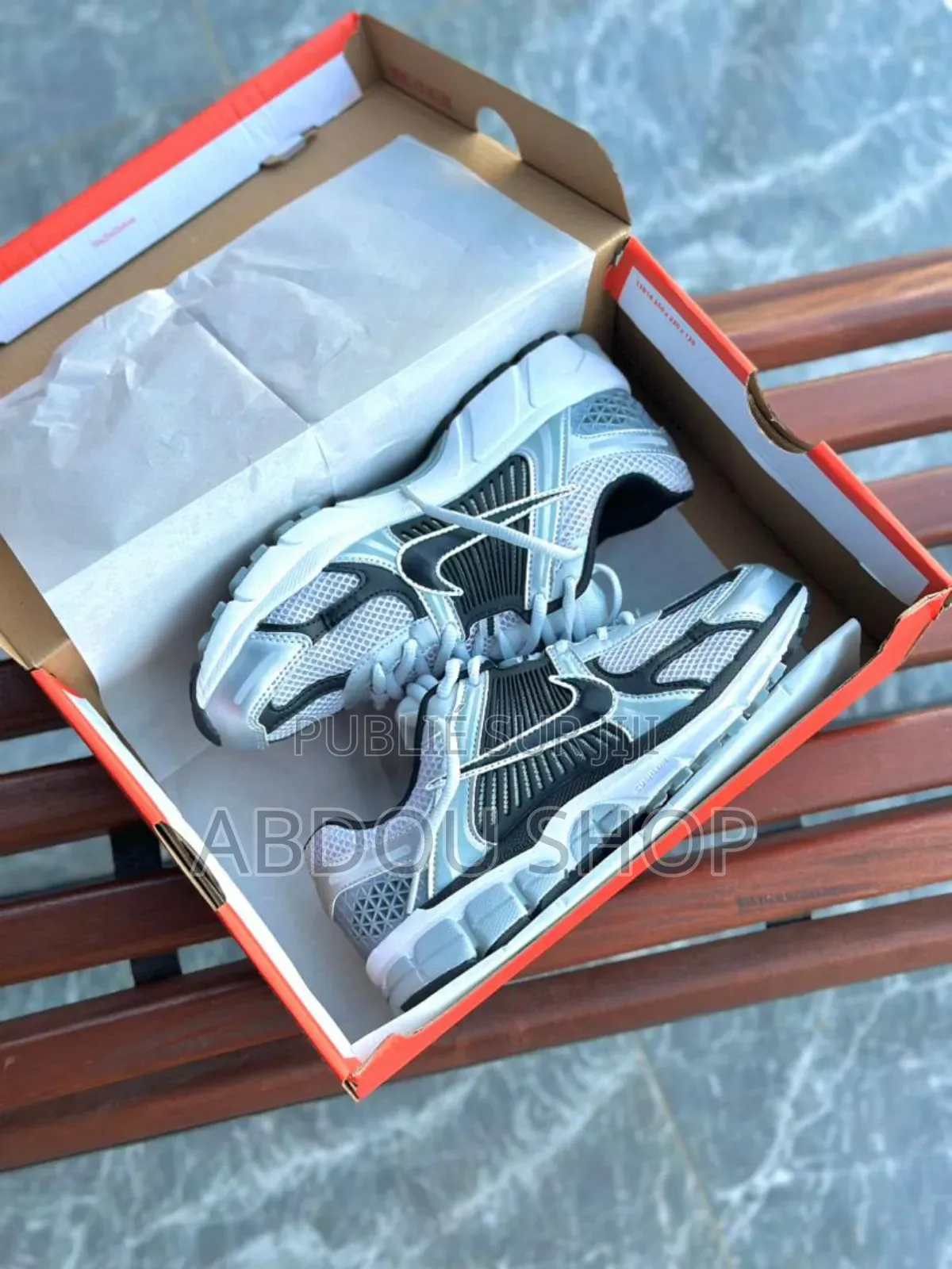 Nike Vomero 5 Disponible