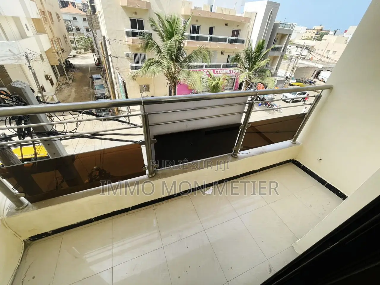 2chbre Appartement dans Almadies à Louer