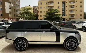Photo - Land Rover Range Rover Vogue 2014 Gris
