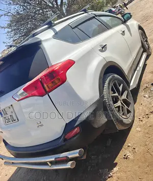 Toyota RAV4 Limited AWD (2.5L 4cyl 6A) 2013 Blanc