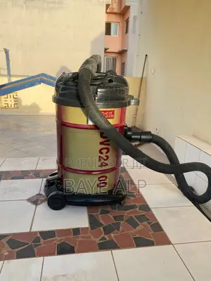 Sayno Et Toshiba Aspirateur 1600w 21l Grande Capacité