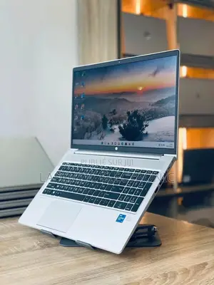 Photo - New Ordinateur Portable HP ProBook 650 G8 16GB Intel Core I5 SSD 512GB