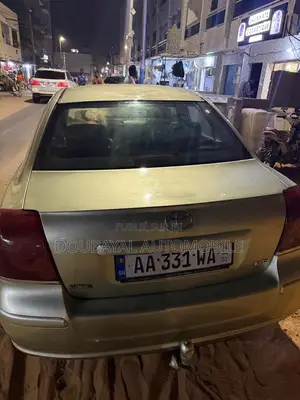 Toyota Avensis 2.0 Advanced 2010 Vert