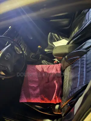 Toyota Avensis 2.0 Advanced 2010 Vert