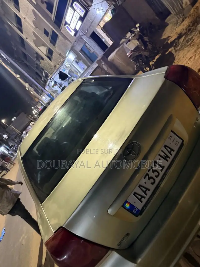 Toyota Avensis 2.0 Advanced 2010 Vert