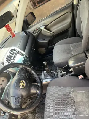 Toyota RAV4 2005 Black