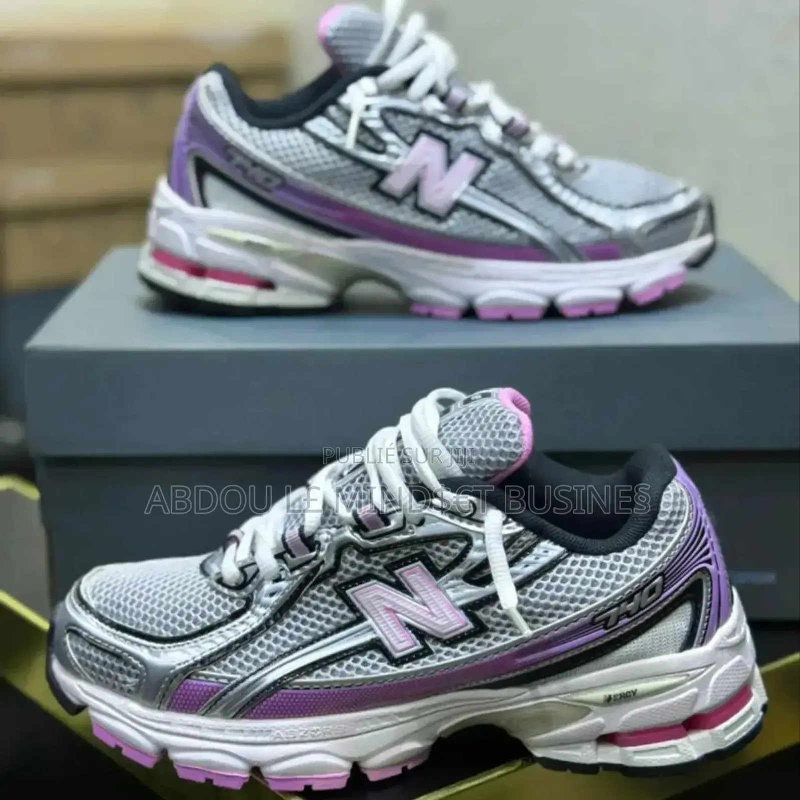 New Balance 740 Disponible