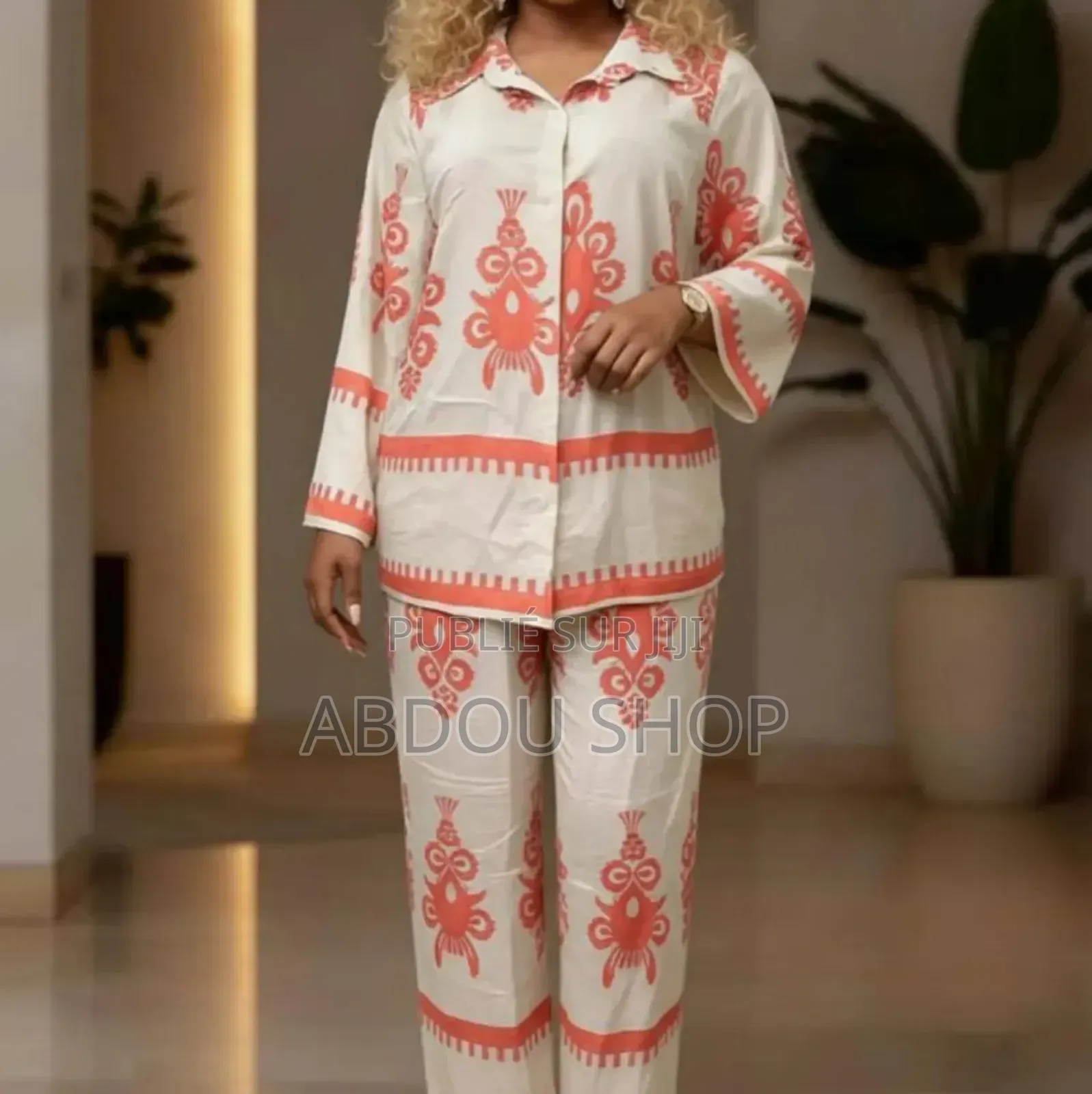 Ensemble Pour Femme Disponible