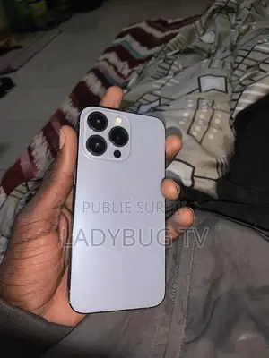 Photo - New Apple iPhone 13 Pro 256 GB Blue